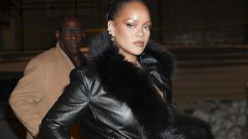 Rihanna desata la locura al volver a subirse al escenario en un concierto de Jay-Z