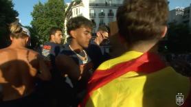 La pancarta que levanta Lamine Yamal sobre Gavi y Paredes va a ser comentada en España y muchísimo más en Argentina