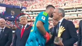 Este gesto de Unai Simón tras su saludo a Trump no para de compartirse en Canadá por el anuncio del presidente de EE.UU.