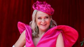 Delphine de Bélgica, la 'hija ilegítima' del rey Alberto, responde de manera sorprendente a las críticas por su polémico vestido en el Día Nacional