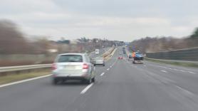 Un conductor, obligado a pagar una multa de 280 euros por haber circulado a 1 km/h de velocidad excesiva en el trayecto de ida y a 2 km/h de velocidad excesiva en el de vuelta