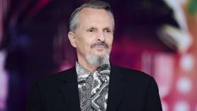 Miguel Bosé arremete contra la Agenda 2030 y llama al cambio climático "clima cambiático"