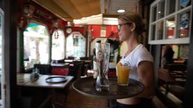 La tasa de paro baja del 10% por primera vez desde 2008 y se sitúa en el 9,8%