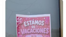 El terrible cartel que ha puesto un negocio para anunciar que se van de vacaciones: "Nos preguntamos por qué la educación importa..."