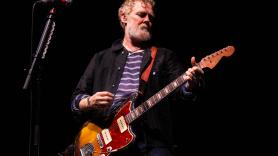 Muere a los 56 años el cantante irlandés Glen Hansard, ganador de un Oscar y protagonista de 'The Commitments'