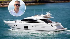 Adri, marinero de yate privado: "Un capitán puede cobrar 20.000 euros al mes, pero olvídate de tener vida; mi tripulación hace 13 horas al día sin descanso"