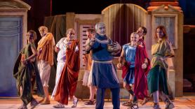 'La comedia de la olla', mucho circo y poco pan