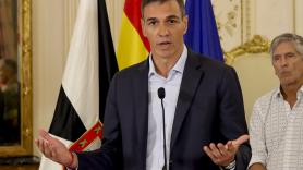 La crisis migratoria desborda al Estado, pero no acerca a Sánchez y Feijóo