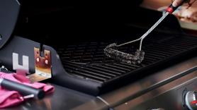 Los expertos en barbacoas nunca tocan las cenizas después de la comida: el método correcto que conserva la parrilla durante años