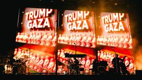 Massive Attack denuncian ser "aislados e interrogados por separado" en Singapur tras mostrar una bandera Palestina