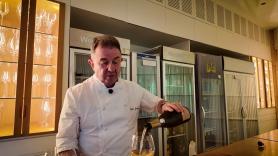 Martín Berasategui (66), sobre los inicios de su tres estrellas Michelin: "Lo abrimos con la pintura que medio regalaba el Gobierno Vasco para los pisos de protección oficial"
