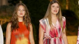 La prensa inglesa se deshace en halagos con Leonor y Sofía de las que dice "derrochan glamour"