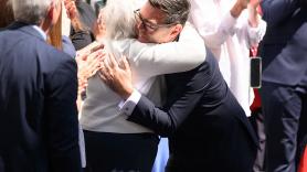 "Mi padre no sabe que soy 'premier'": la espina que la demencia clava en Burnham
