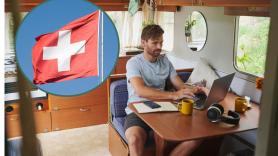 Pablo, camarero español en Suiza: "Vivo en una autocaravana, trabajo 42,5 horas a la semana y lo mejor son los dos días libres"