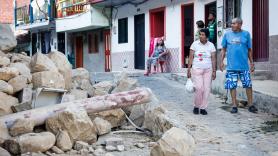 Colombia busca supervivientes bajo los escombros tras un terremoto que ya deja al menos 132 muertos y más de 570 heridos