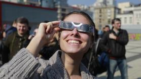 Así puedes saber si tus gafas para el eclipse son seguras