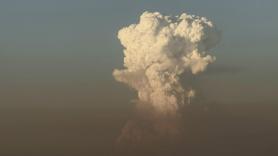 "Evolución favorable" de la zona norte del incendio de Niebla, pero empeora la lengua de llamas en Sevilla