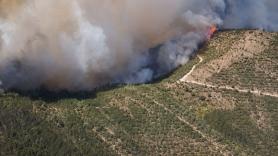 El fuego pone en peligro de desaparición la cuna del Reino de Aragón, los monasterios de San Juan de la Peña
