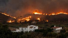 Menos hectáreas quemadas por el fuego pero un despliegue aéreo récord: la comparación con 2025