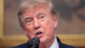 "Día D económico": Trump declara la guerra financiera total a Irán y amenaza con represalias a quien lo apoye