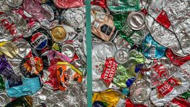 Un chico de 13 años recicla 1,5 millones de latas y convierte el material en 24.000 dólares