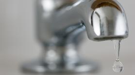 Le llega una factura de agua de 8.000 euros y su contador marca 300 bañeras al día: "Aquí no hay agua por ninguna parte"