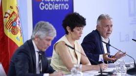 Torres se pone del lado de Marlaska frente a Robles: "No hubo comunicación de la llegada de decenas de miles de personas"