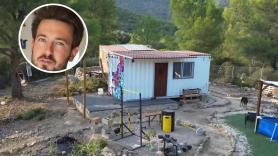 Emilio, 28 años, vive solo en un contenedor en la montaña pagando 20 euros al mes: "Tener un techo que es tuyo es la libertad"