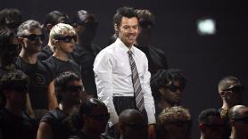 Harry Styles sorprende a su público con este sentido homenaje a Dolly Parton en pleno concierto