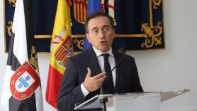 José Manuel Albares, ministro de Asuntos Exteriores, informa que hay cuatro españoles sin localizar en las devastadoras inundaciones de Nepal