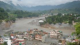 Localizan a uno de los tres españoles desaparecidos tras la riada en Nepal