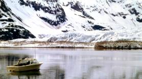 Una joven de 23 años se muda a una isla remota de Alaska a la que solo se puede acceder en avión o barco: "La comodidad no significa tener muchas opciones a la vuelta de la esquina"