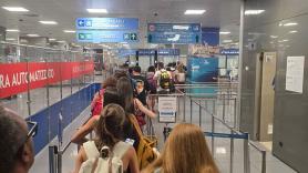 Italia prorroga 15 días más los controles de los viajes procedentes de España