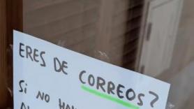 El cartel que cuelga un vecino de Mallorca dirigido al repartidor de Correos abre un debate monumental: "Si tienes tanta prisa, haberte esperado"