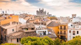 Una constructora de Mallorca convierte un local vacío en dos pisos para que sus albañiles no se vayan de la isla: "Es un 'win-win"