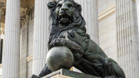 2.276 piezas de cañones marroquíes, 2.668 kilos y un león sin testículos: por qué Pedro Sánchez ha empezado su defensa de Ceuta hablando de los leones del Congreso