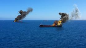 EEUU ataca tres petroleros iraníes tras el lanzamiento de misiles contra dos buques de guerra: "Si disparáis contra dos de los nuestros, destruiremos tres de los vuestros"