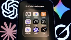 Un ingeniero de Anthropic renuncia y denuncia que su compañía y OpenAI están "apostando con nuestras vidas": "Creen que podría matarnos a todos para finales de la década"
