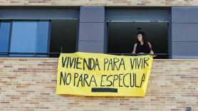 Santiago, estudiante gallego, vuelve a Santiago tras pasar por tres pisos en Madrid: "La vivienda también está cara, pero es casi la mitad"