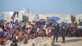 El Ejecutivo tramita al menos 1.800 expedientes para la devolución de migrantes en Ceuta tras la crisis fronteriza
