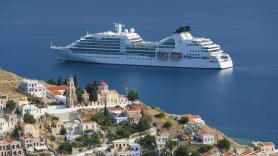 Casi 100.000 cruceristas pero menos de 30 euros de gasto por persona: en Menorca no salen las cuentas