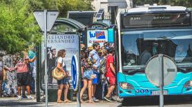 La justicia cántabra concede una indemnización de 21.303,23 euros y un extra de 1.500 euros a un conductor de autobús por la incertidumbre de encadenar contratos temporales