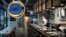 49.000 hormigas en los postres: multan con unos 9.400 euros al dueño de un restaurante con dos estrellas Michelin de Seúl