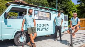 Mil Playas, el proyecto que recorre toda la costa limpiando la basura: "No somos conscientes de la gran cantidad que hay hasta que pones el foco"