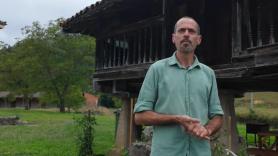 Axel, el argentino que llegó hace tres años y vive en una pequeña aldea de Asturias por una razón: "Estoy obsesionado con repoblar la España vaciada"