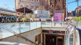 El último capítulo de la masificación y el turismo viral en Barcelona: "Yo ya me rendiría y empezaría a cobrar por hacerse fotos"