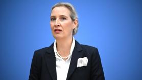 La líder ultra de AfD vuelve a llamar a Hitler "ultraizquierdista", mientras su abuelo juez nazi la persigue desde el pasado
