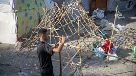 Negu Gorriak / Derecho a Techo, el colectivo que acoge a personas migrantes durante los 'inviernos duros' y al que la extrema derecha puso en la diana en Ceuta