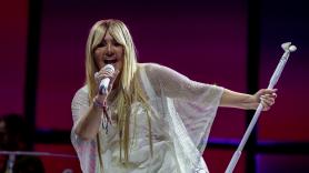 Amaia Montero cambia la letra de 'El último vals' en el concierto de La Oreja de Van Gogh en Madrid y muchos ven un mensaje