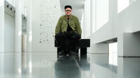 El MACBA presenta como director a Valentín Roma, el conservador que fue despedido en 2015 por una polémica escultura del rey Juan Carlos I